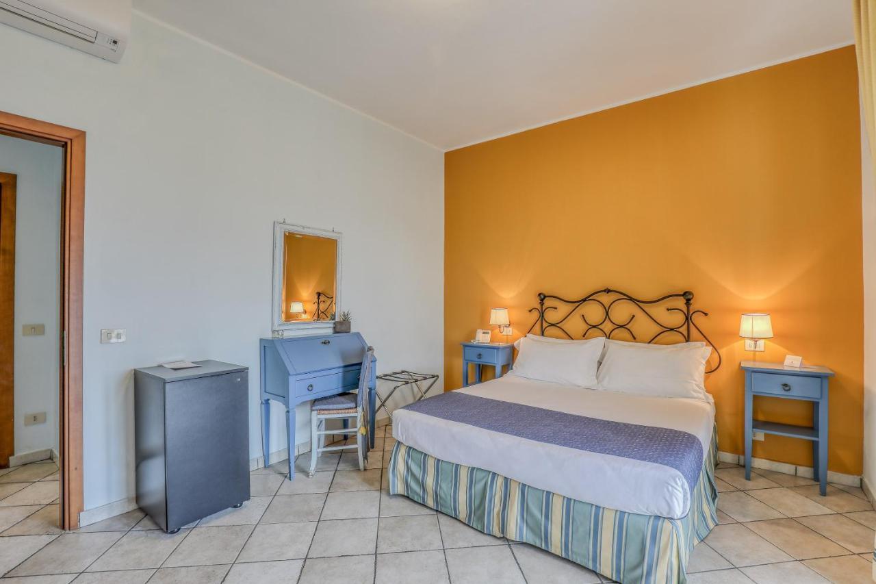 Hotel Albatros Varigotti Ngoại thất bức ảnh