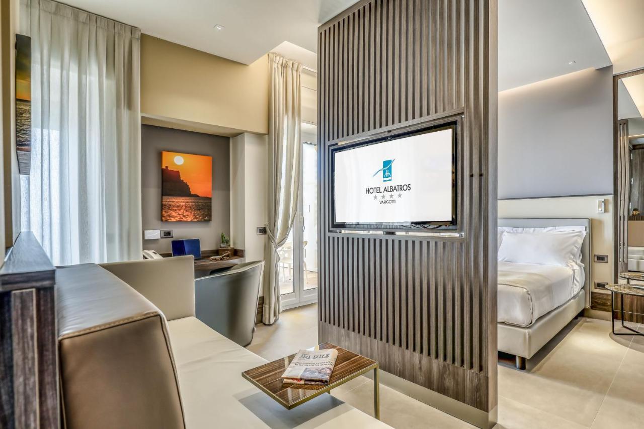Hotel Albatros Varigotti Ngoại thất bức ảnh