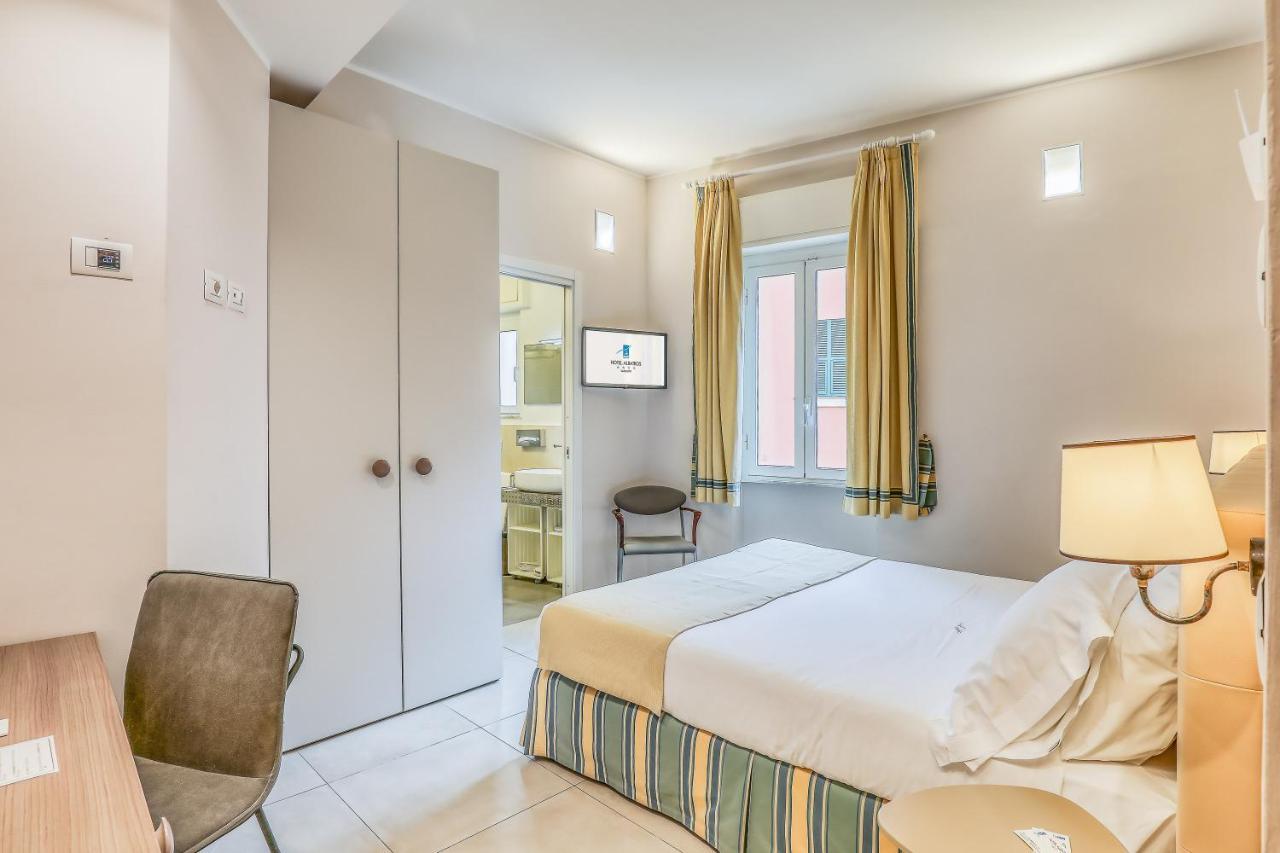 Hotel Albatros Varigotti Ngoại thất bức ảnh