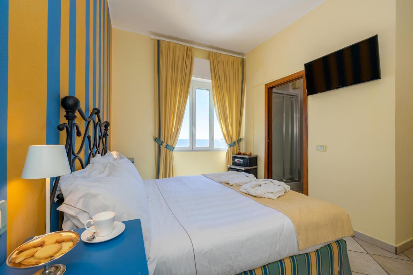 Hotel Albatros Varigotti Ngoại thất bức ảnh