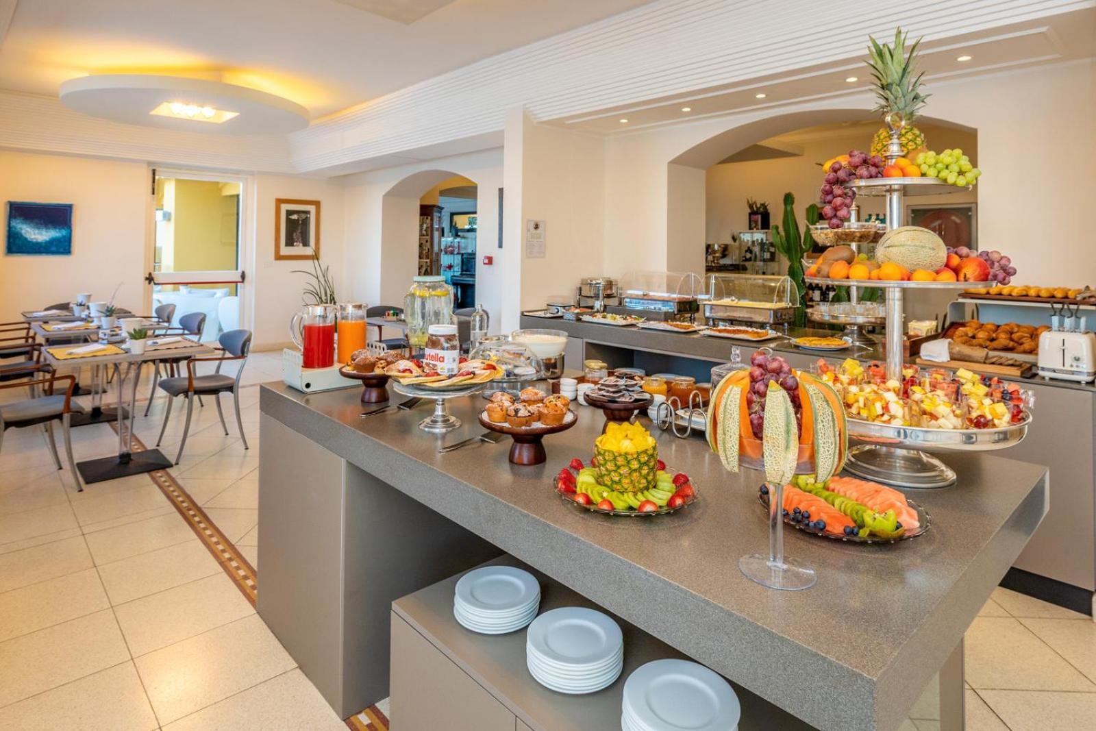 Hotel Albatros Varigotti Ngoại thất bức ảnh