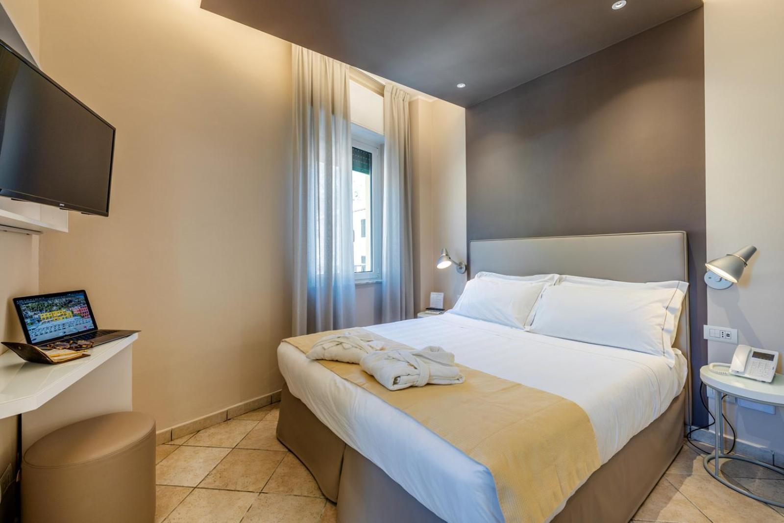 Hotel Albatros Varigotti Ngoại thất bức ảnh